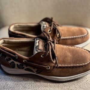 Sperry Topsider Leopard Print Boat Shoes • Kids Size 3.5 - Women’s Size 5 •